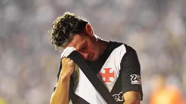Vasco e Olimpia na Sul-Americana: Gigante da Colina desperdiça chances cruciais e empata em 0 a 0, deixando decisão para Assunção