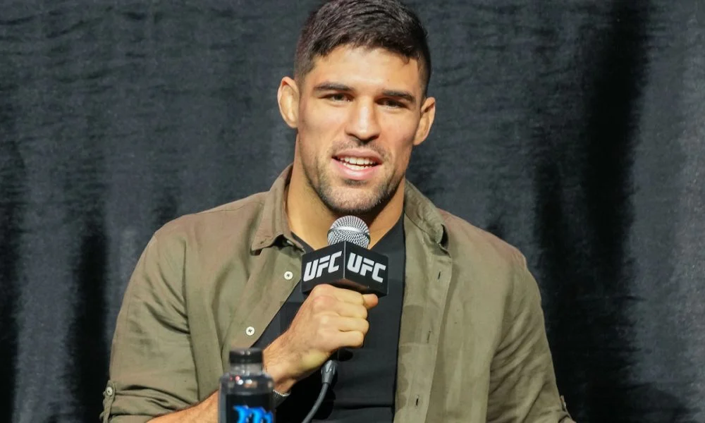 Vicente Luque Detalha Papel Crucial de Gregory ‘Robocop’ na Sua Bem-Sucedida Mudança para os Pesos-Médios do UFC