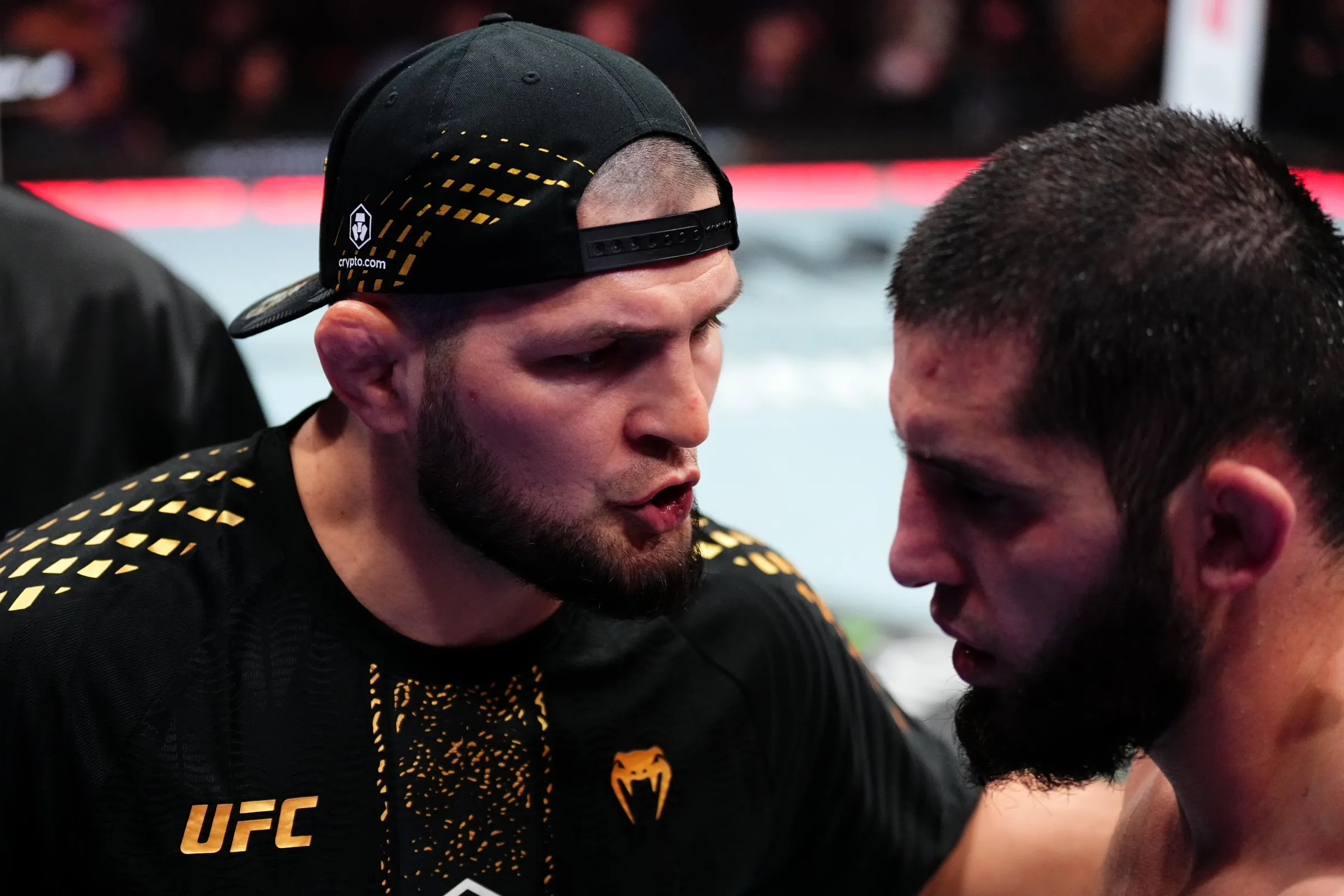 Khabib Nurmagomedov Revela O Que Islam Makhachev Precisa Fazer Para Superar Lendas do UFC e Ser o GOAT, Quebrando Recordes Históricos Antes da Aposentadoria