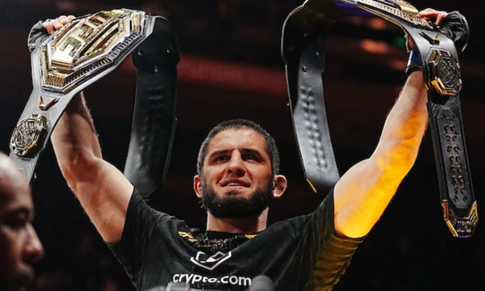 UFC 330: Islam Makhachev Vence Ian Garry e Quebra Recorde Histórico de Anderson Silva, Consolidando Legado no Octógono