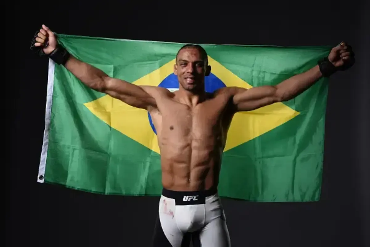 Aposentadoria de Edson Barboza no UFC: Relembre os 5 Nocautes Mais Espetaculares e Marcantes da Carreira do Fenômeno Brasileiro