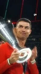 Cristiano Ronaldo se sente traído por Jorge Jesus, promessa de pedido público de desculpas não cumprida após episódio no aquecimento e reunião com presidente da FPF
