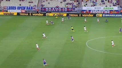 João Ricardo pede desculpas à torcida do Fortaleza após empate com Náutico, diz que ‘não adianta ter 12 jogos de invencibilidade’ e cobra vitórias em casa