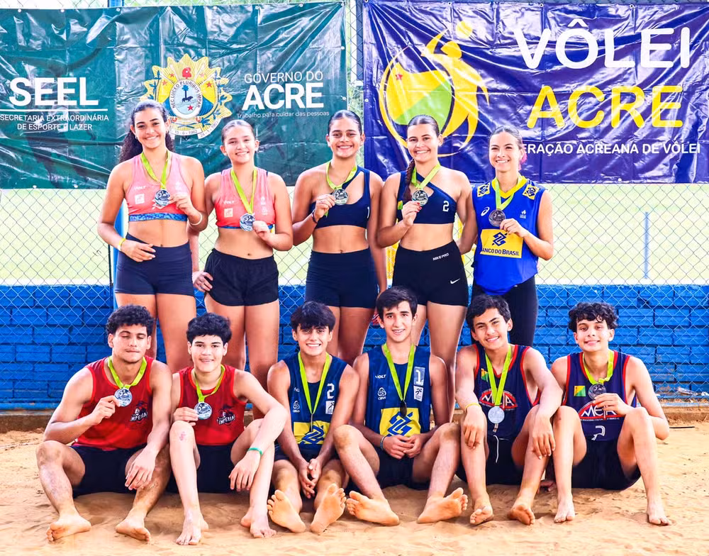 Duda/Alice e Mathias/Santiago vencem o Circuito Acreano de Vôlei de Praia Sub-17 e garantem vaga para etapa nacional em Saquarema, confirmando os pódios do Acre