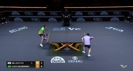Hugo Calderano avança às quartas de final e segue sem perder sets no China Smash