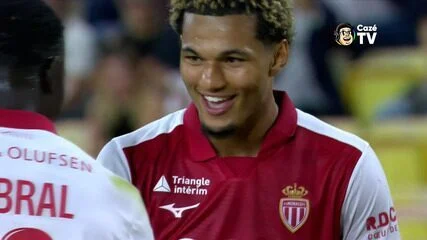 “Imprevisível e técnico”: conheça joia do Lens que encanta Portugal e chama a atenção na Champions