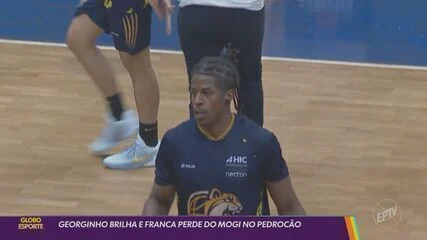 Ex e atual de jogador do Mogi se envolvem em confusão após título; troféu quebra