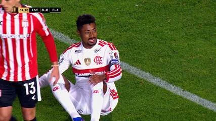 Análise: Flamengo não dá um chute no gol na Argentina, mas tem tudo para ir a mais uma final