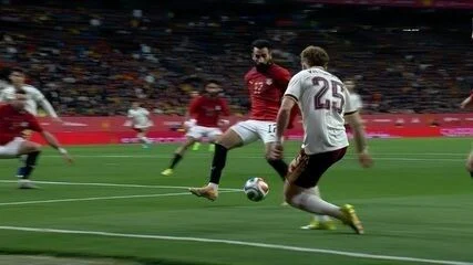 Fifa multa Espanha por causa de cânticos xenofóbicos contra o Egito em amistoso