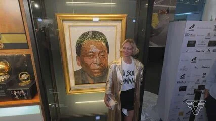 Em parceria com pai de Neymar, Santos lança coleção urbana em homenagem a Pelé; veja fotos