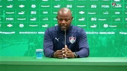 Soteldo, do Fluminense, acusa dores na coxa e passa por recondicionamento físico