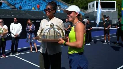 WTA proíbe tenista de usar braçadeira preta em homenagem às vítimas de acidente entre trens